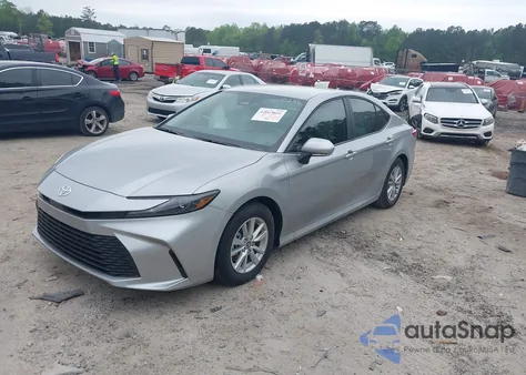 2025 Toyota Camry Xse z USA, uszkodzony, nr VIN 4T1DAACKXSU120235